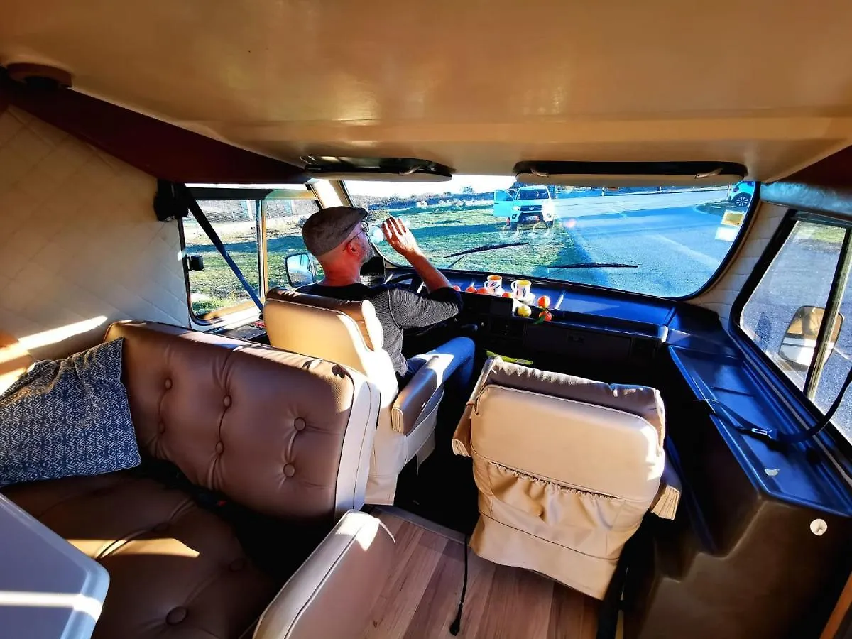 Rent A Blueclassics 'S Campervan Le Voyageur In Algarve Au Portugal Portimão 0*,  Πορτογαλία